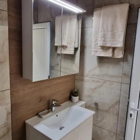 Luxe Mimoza Апартаменты *