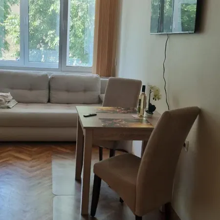 Апартаменты Luxe Mimoza